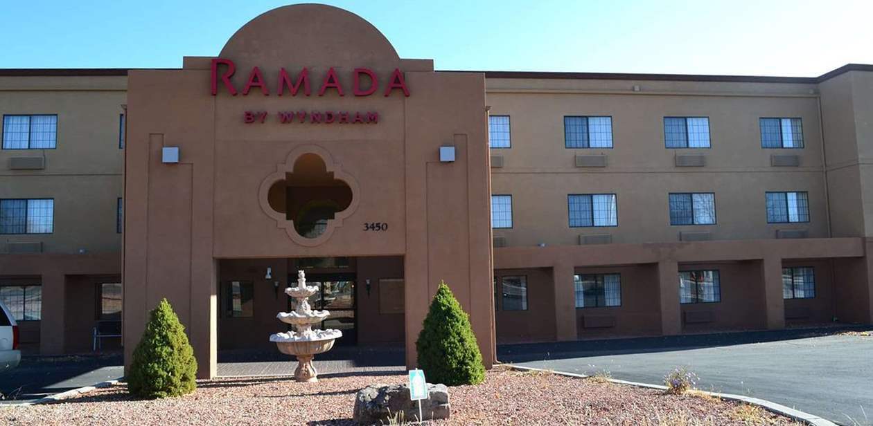 Santa Fe Hotel 
